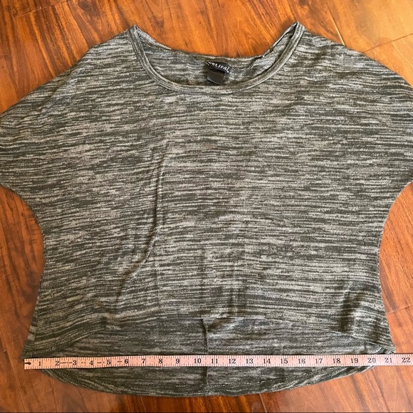 Wet Seal lightweight sweater ⭐️ - Picture 9 of 9